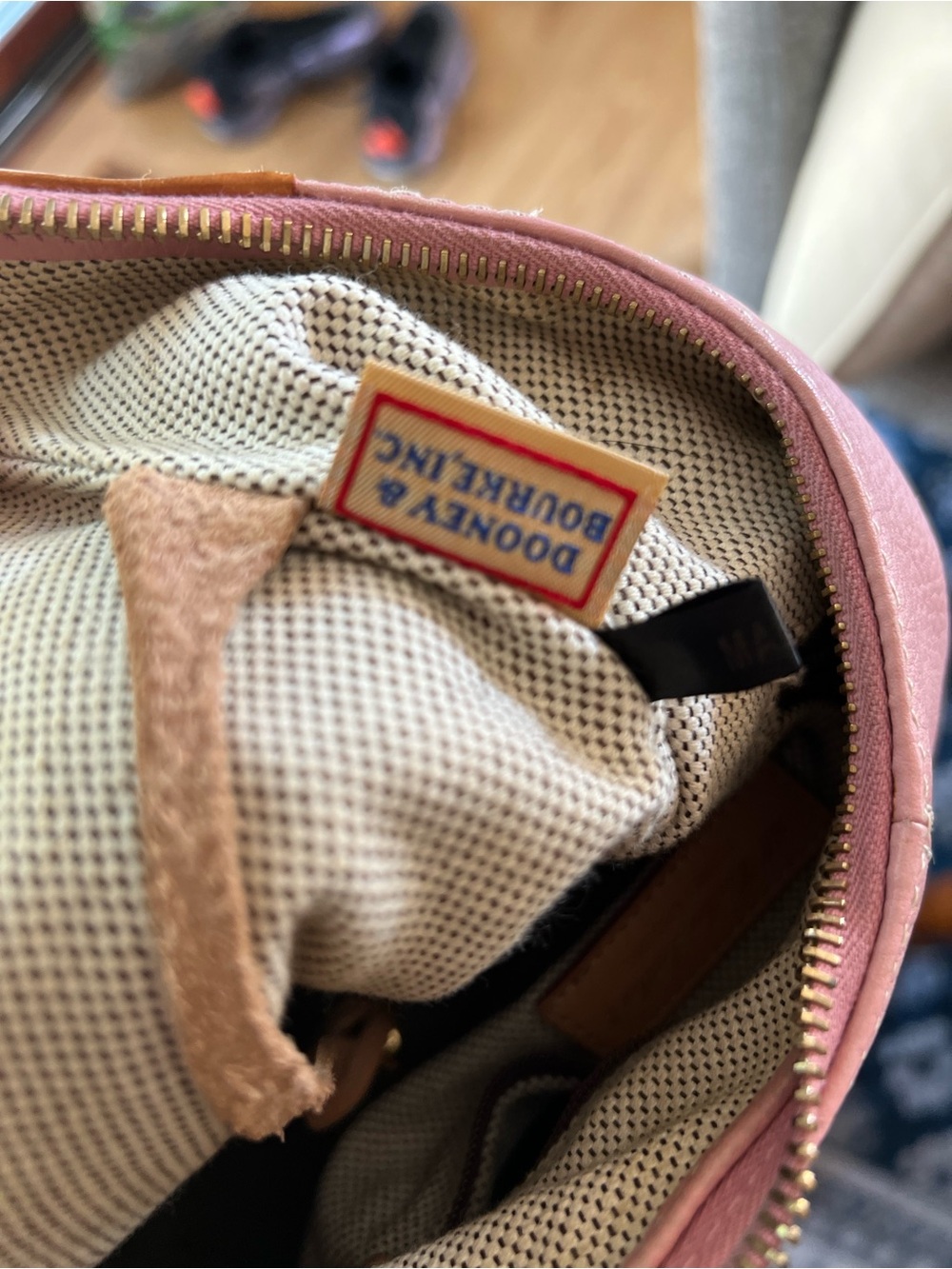 Dooney & Bourke Pink Pebbled Hobo Bag - Picture 4 of 10